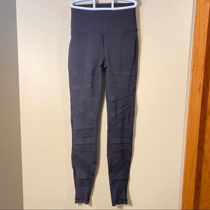 Lululemon Mesh Cutout Accent Leggings
